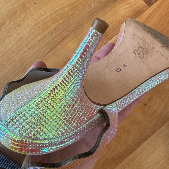 LOEFFLER RANDALL Reina Scalloped Leather Sandal Heels Iridescent Sz 9 - Picture 10 of 11